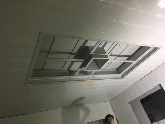層流罩安裝現(xiàn)場(chǎng) 層流罩安裝現(xiàn)場(chǎng)